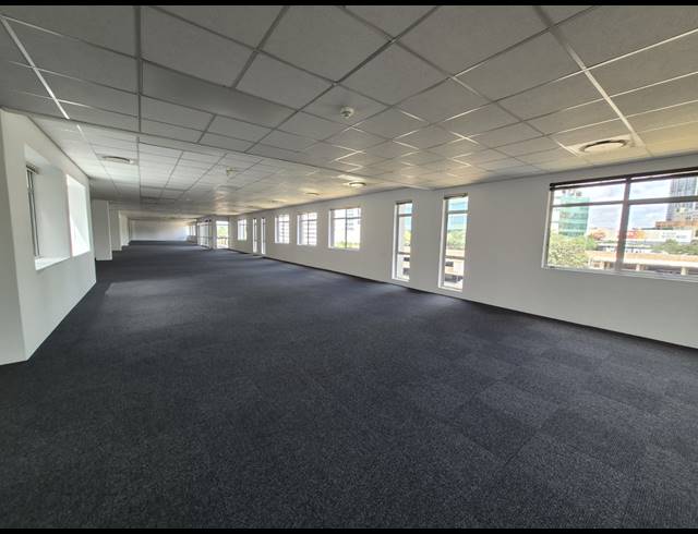 1,212M² OFFICE TO LET IN SANDTON CENTRAL